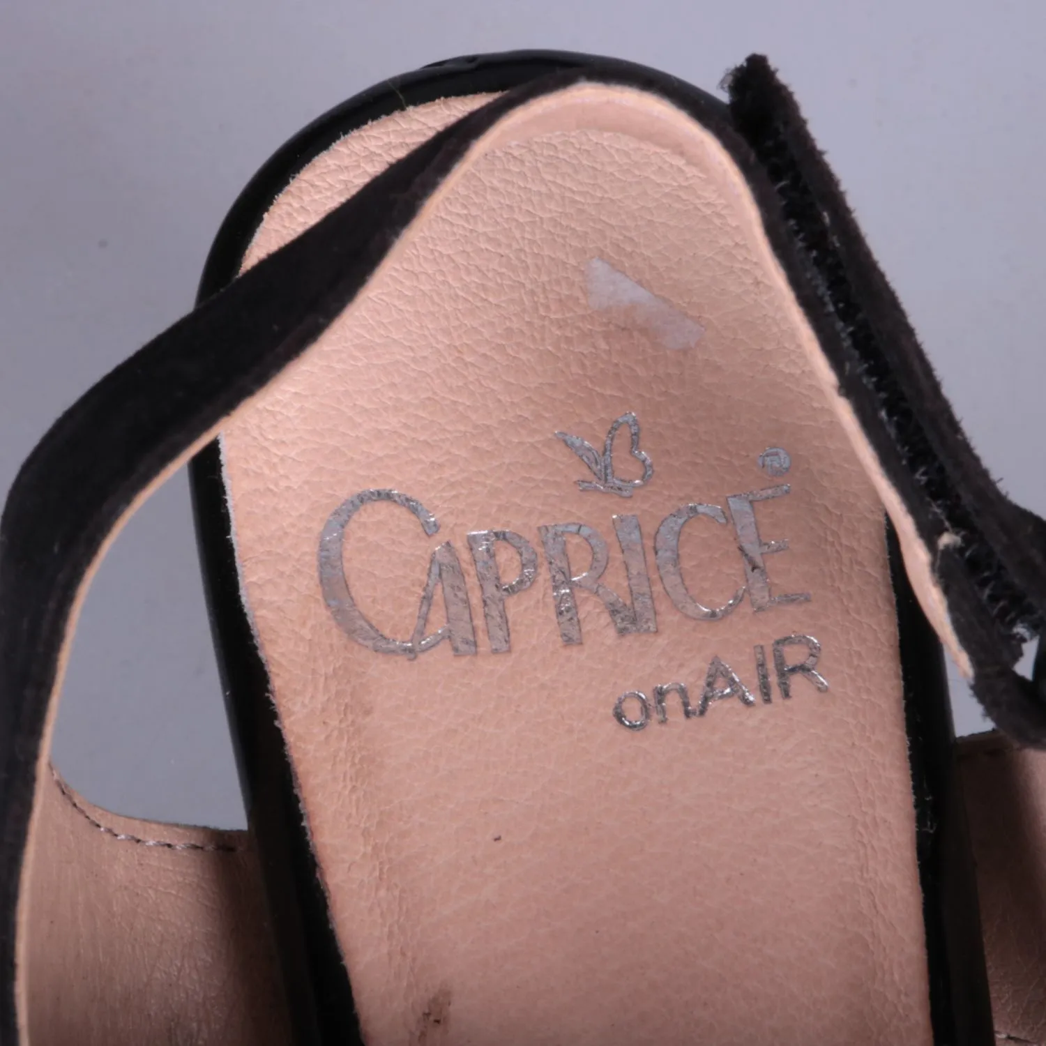 босоножки Caprice